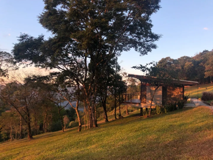 Imagem da galeria de fotos: Andar Corporativo Corporativo para Lançamento - Dois Vizinhos, Alto da Colina - REF: 8